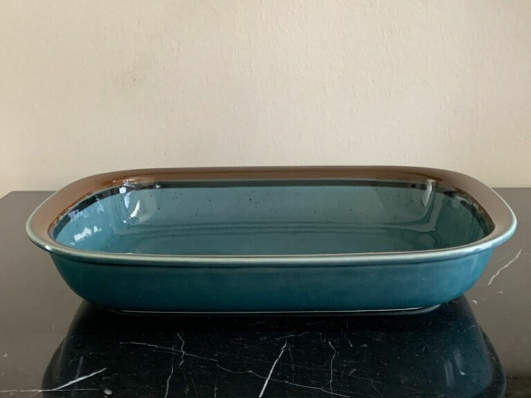 Read more about the article Arabia Finland Meri Blue Rectangular Baker Baking Bowl Tray