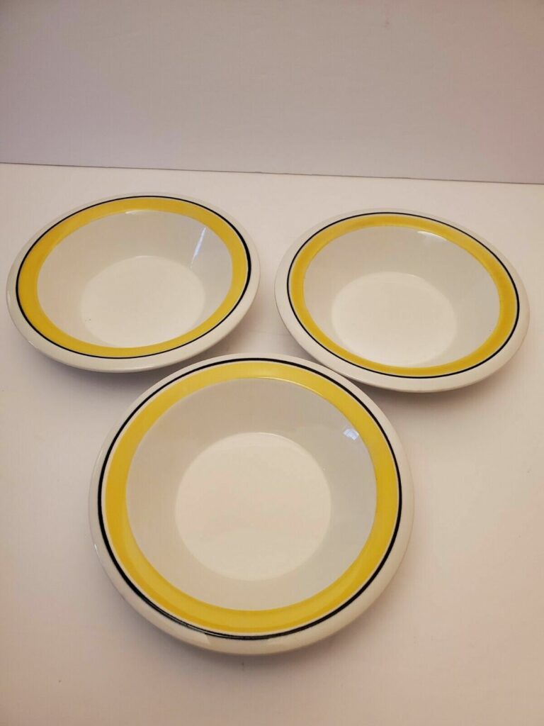 Read more about the article (3) Arabia of Finland 70s Faenza Yellow and Black Stripe Fruit Dessert Bowls 5 7/8