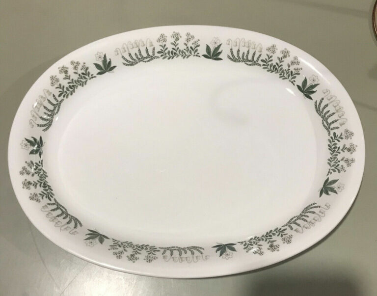 Read more about the article Rare Polaris Arabia Finland Oval platter 12”