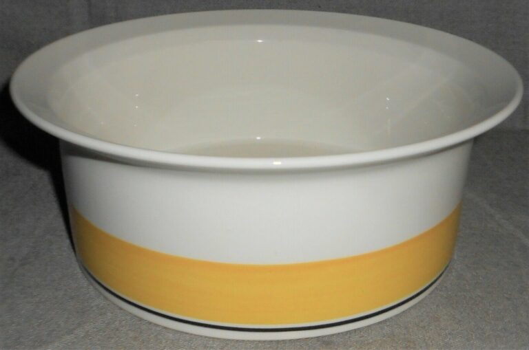 Read more about the article Arabia YELLOW FAENZA PATTERN 7 1/4″  Vegetable or Serving Bowl MADE IN FINLAND