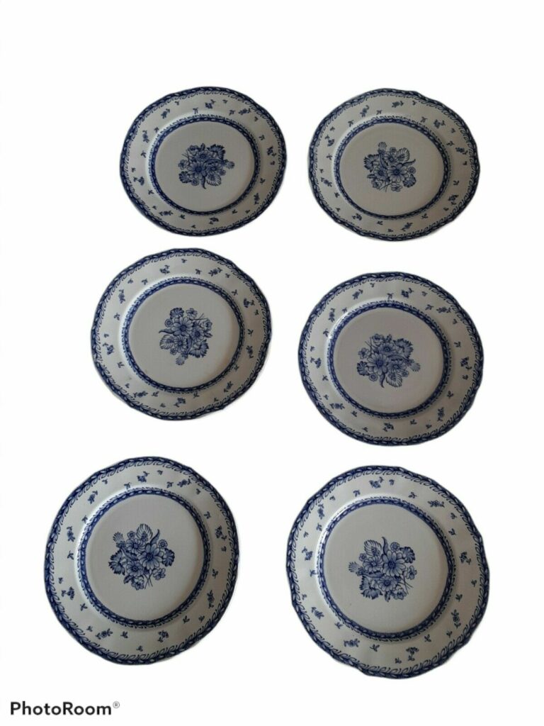 Read more about the article Vtg 6 Arabia Of Finland Finn Blue Flower Dessert Bread Fruit Small Plates 5 3/4″
