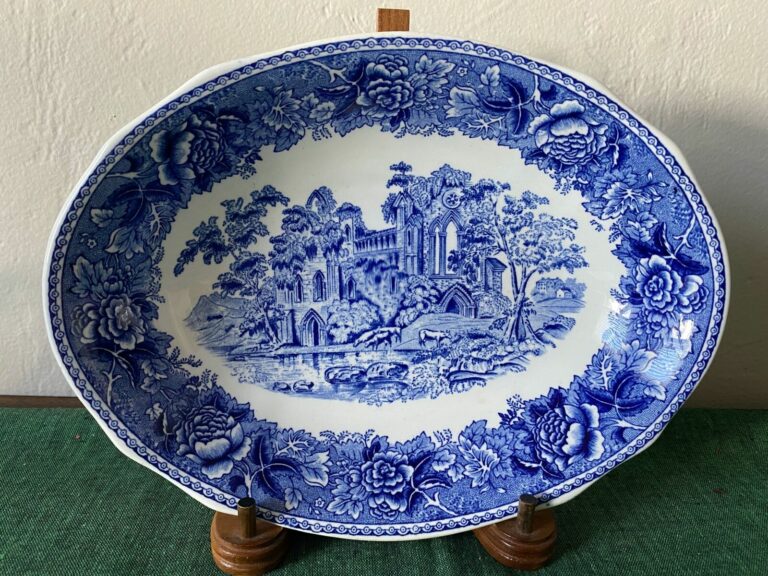 Read more about the article Arabia of Finland LANDSCAPE BLUE Suomi Oval Vegetable Serving Bowl