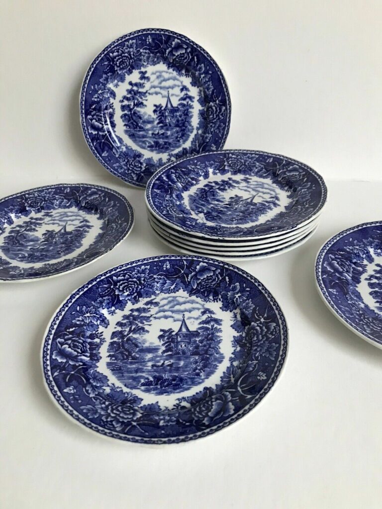 Read more about the article LOT of 9 Arabia of Finland LANDSCAPE BLUE 6″ BREAD PLATES