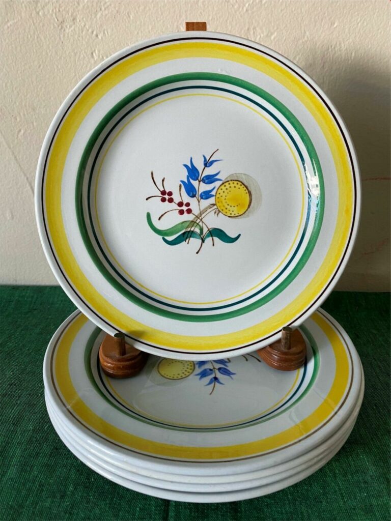 Read more about the article Set of 5 Arabia of Finland Suomi WINDFLOWER Green Appetizer Plates