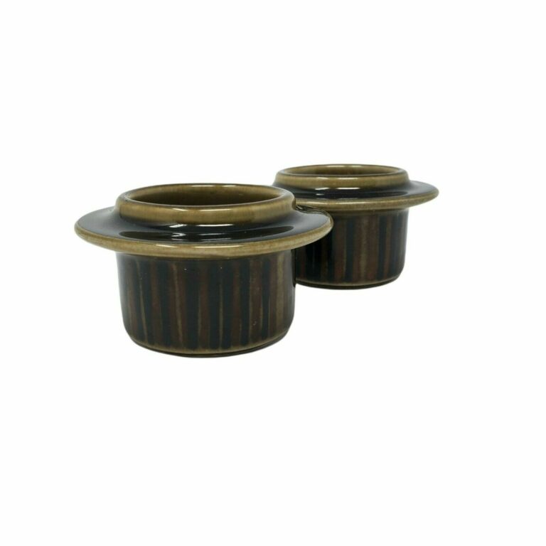 Read more about the article Vtg Kosmos Arabia Made in Finland MCM Candlestick Holders Olive Green Striped