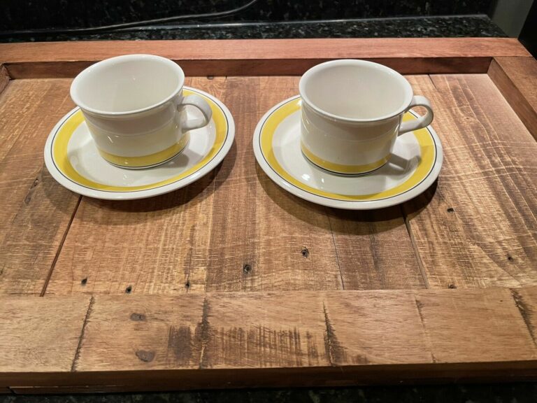 Read more about the article Arabia of Finland Faenza Yellow and Black Stripe Vintage Coffee Cups and Saucers (2)