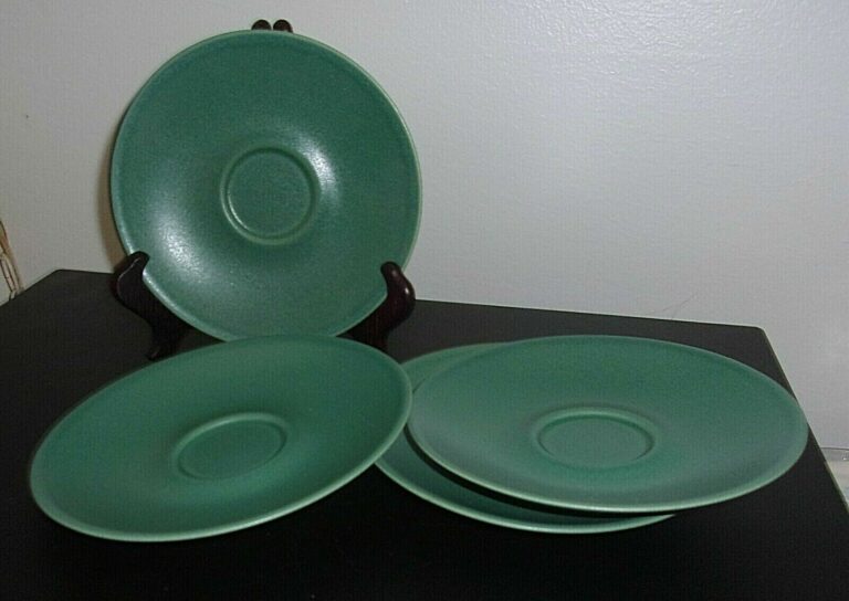 Read more about the article ARABIA 24H Saucer  Green Color Saucer  Designed by Heikki Orvola Set of four