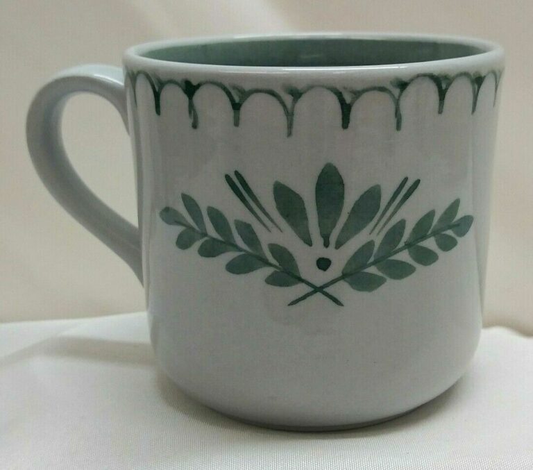 Read more about the article Arabia Finland Green Thistle Single Replacement Child’s Cup Mug