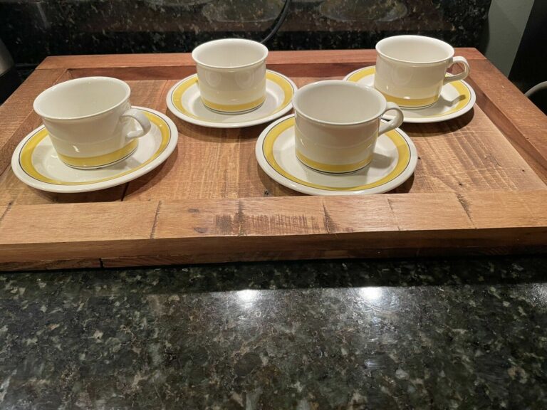 Read more about the article Arabia of Finland Faenza Yellow and Black Stripe Vintage Coffee Cups and Saucers (4)