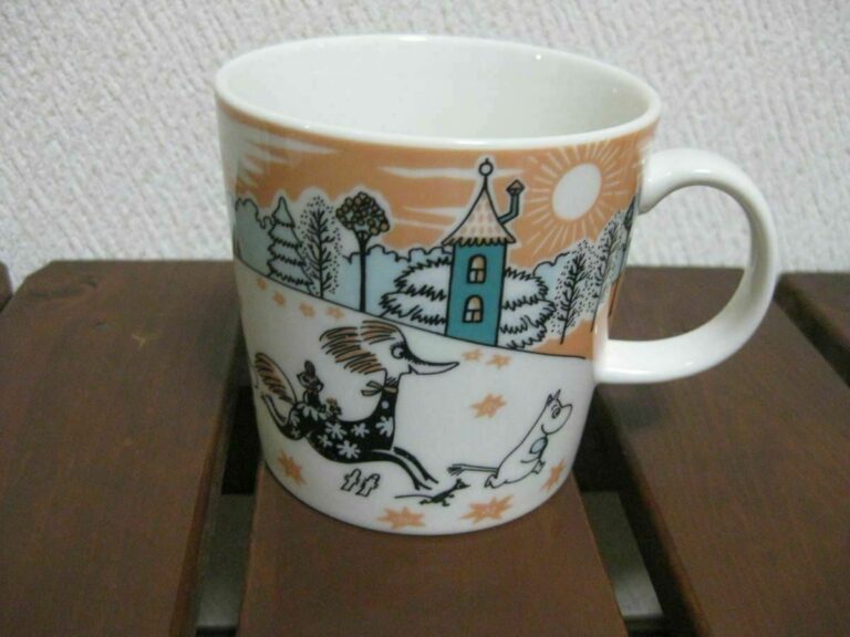 Read more about the article Moominvalley Park Limited Mug by Arabia 300ml　With a special back stamp