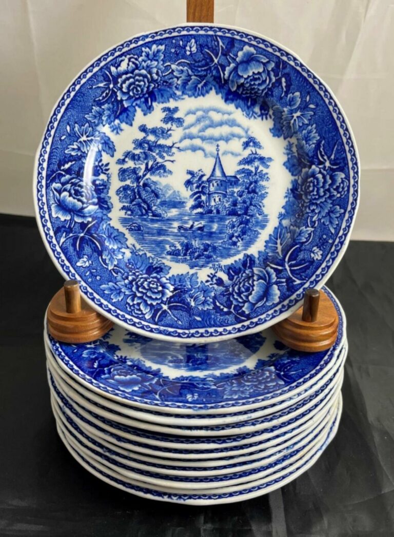 Read more about the article Set of 11 Arabia of Finland LANDSCAPE BLUE Suomi Bread and Butter Plates