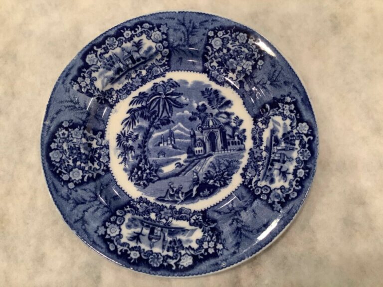 Read more about the article Vintage Arabian 9” Luncheon Plate Landscape Blue