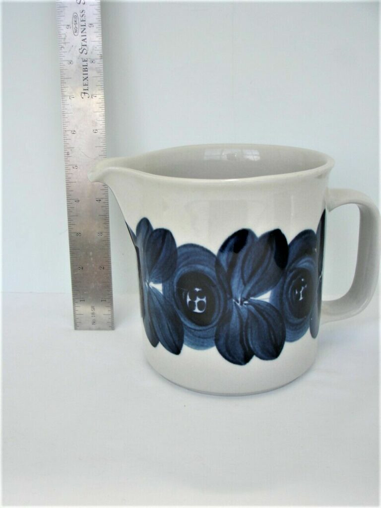 Read more about the article Arabia Finland Blue Anemone Pitcher – Mid-Century Modern 5 3/8″ Tall