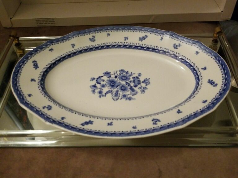 Read more about the article VINTAGE ARABIA Of Finland BLUE FINN FLOWER  SERVING PLATTER