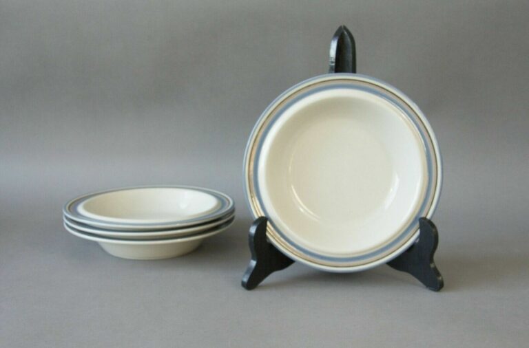 Read more about the article Arabia/Uhtua/ Inkeri Leivo/Set of 4 soup bowls  D 19 cm.