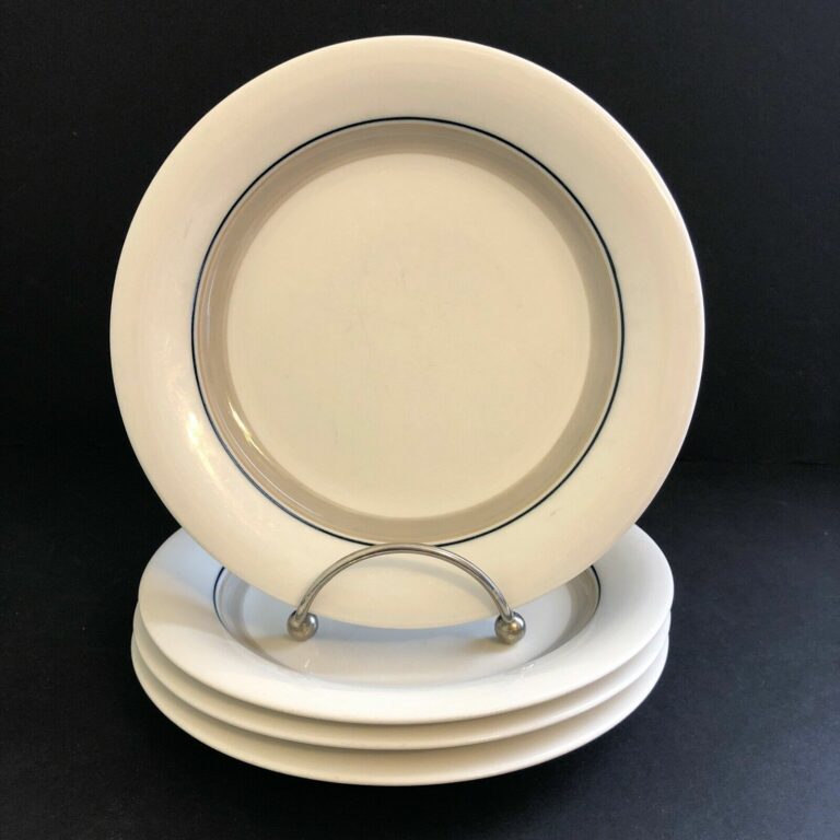 Read more about the article (4) Seita Arctica by Arabia of Finland BREAD and BUTTER PLATES 6 5/8″ Discontinued