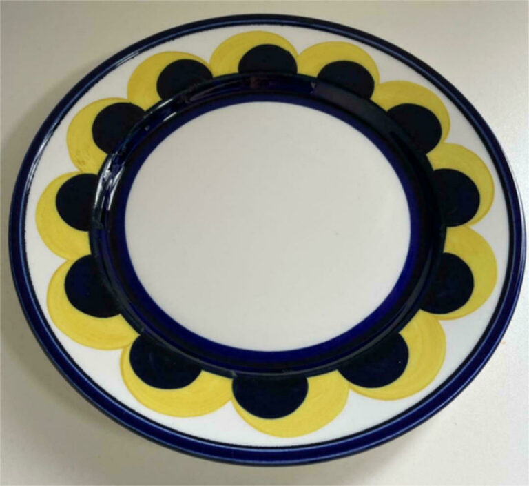 Read more about the article Vtage Arabian Paju Payu 26 Cm Plate