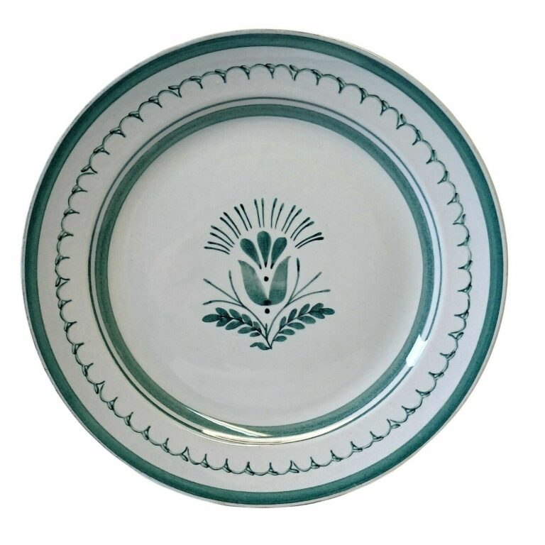 Read more about the article Arabia of Finland Green Thistle 9.5″ Luncheon Plate Hand-painted 1955-1970 MCM