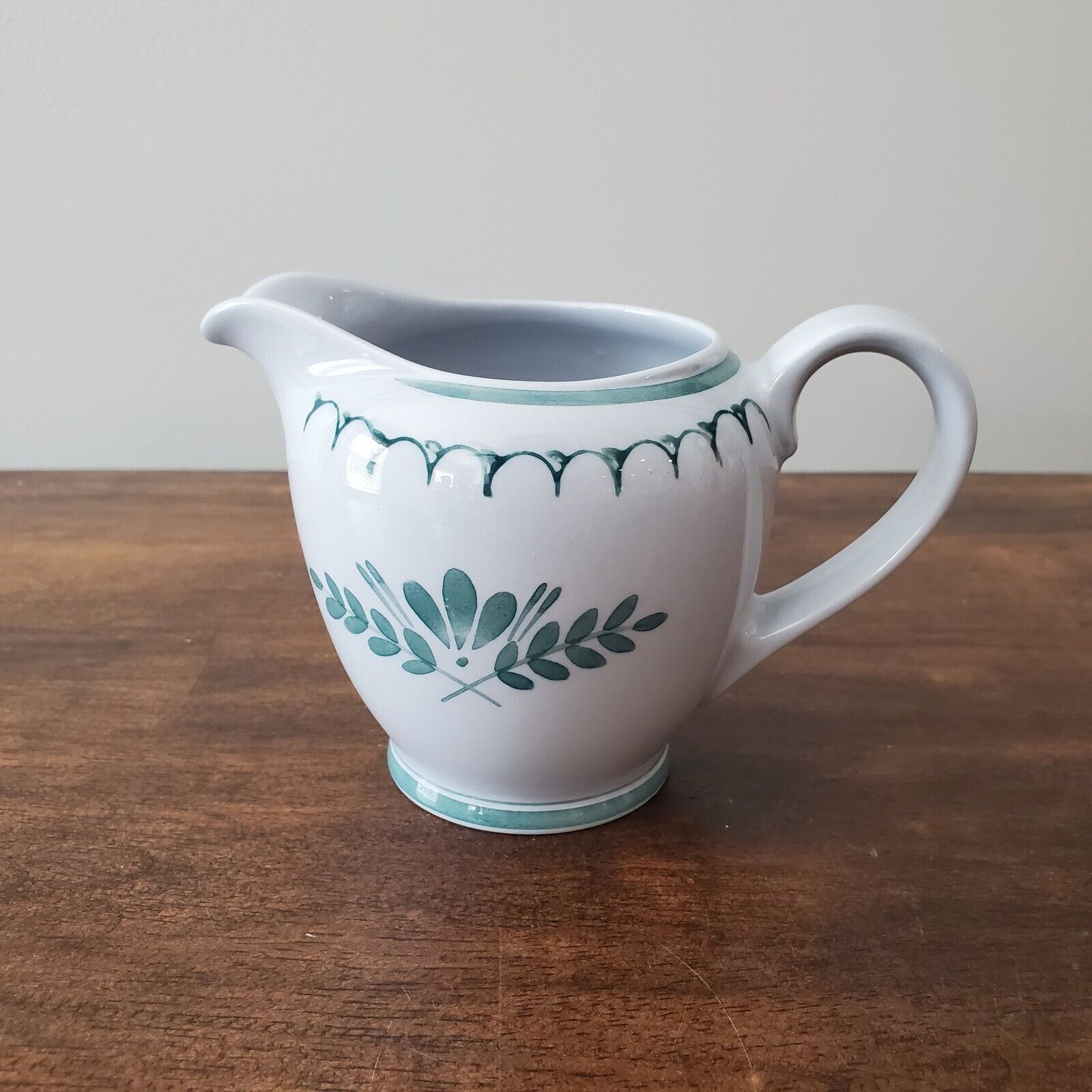 Read more about the article Arabia GREEN THISTLE Creamer  Made in Finland Handpainted Small Pitcher