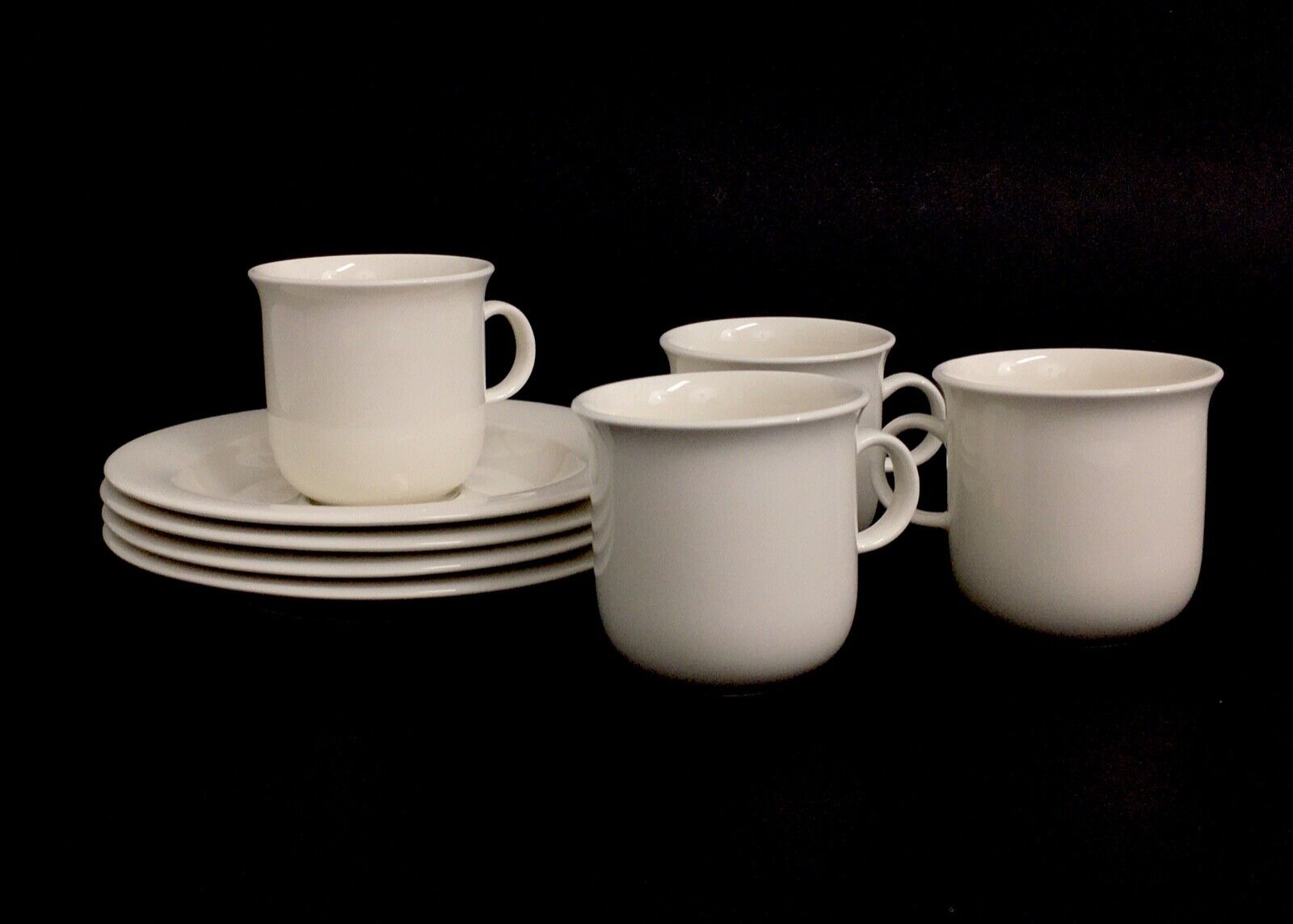 Read more about the article ARABIA Finland Espresso Cup and Saucer Set of 4  White Ceramic  ARCTICA  Mint!