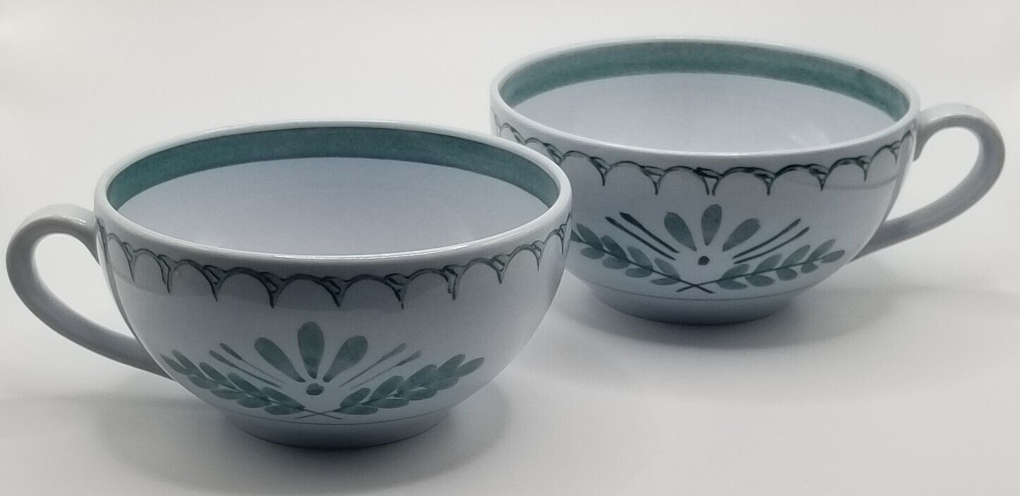 Read more about the article Vintage Arabia of Finland Green Thistle Cups (Set of 2)