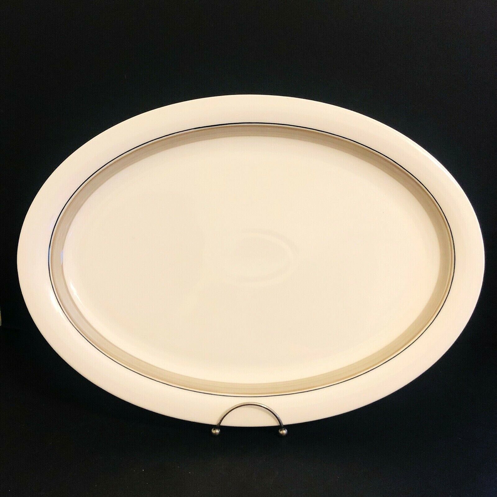 Read more about the article Seita Arctica by Arabia of Finland LARGE OVAL PLATTER 17″ Discontinued RARE