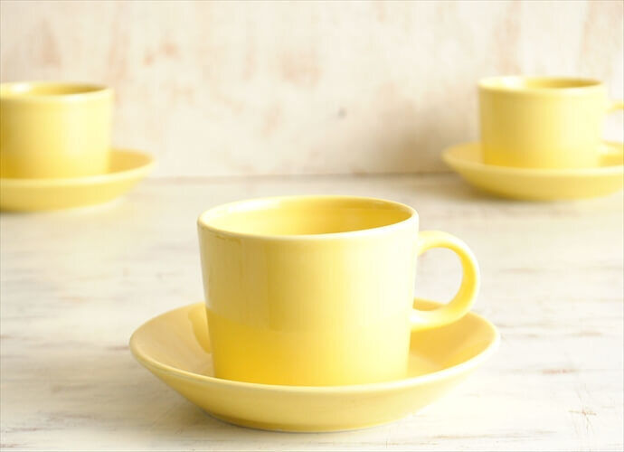 Read more about the article Arabia Teema Cup Saucer Yellow Microwave Dishwasher Safe Nordic Finland Antique