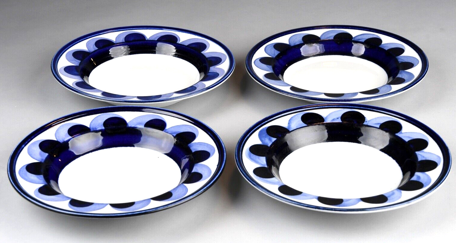 Read more about the article (4) Rimmed Soup Bowls ARABIA FINLAND *PAJU BLUE* Anja Jaatinen-Winquist EUC