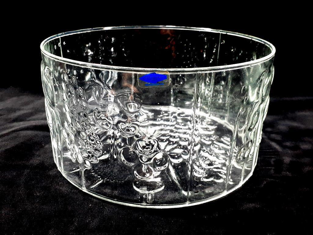 Read more about the article Vintage NUUTAJARVI Ittala Arabia Finland FLORA Crystal Salad Bowl Oiva Toika