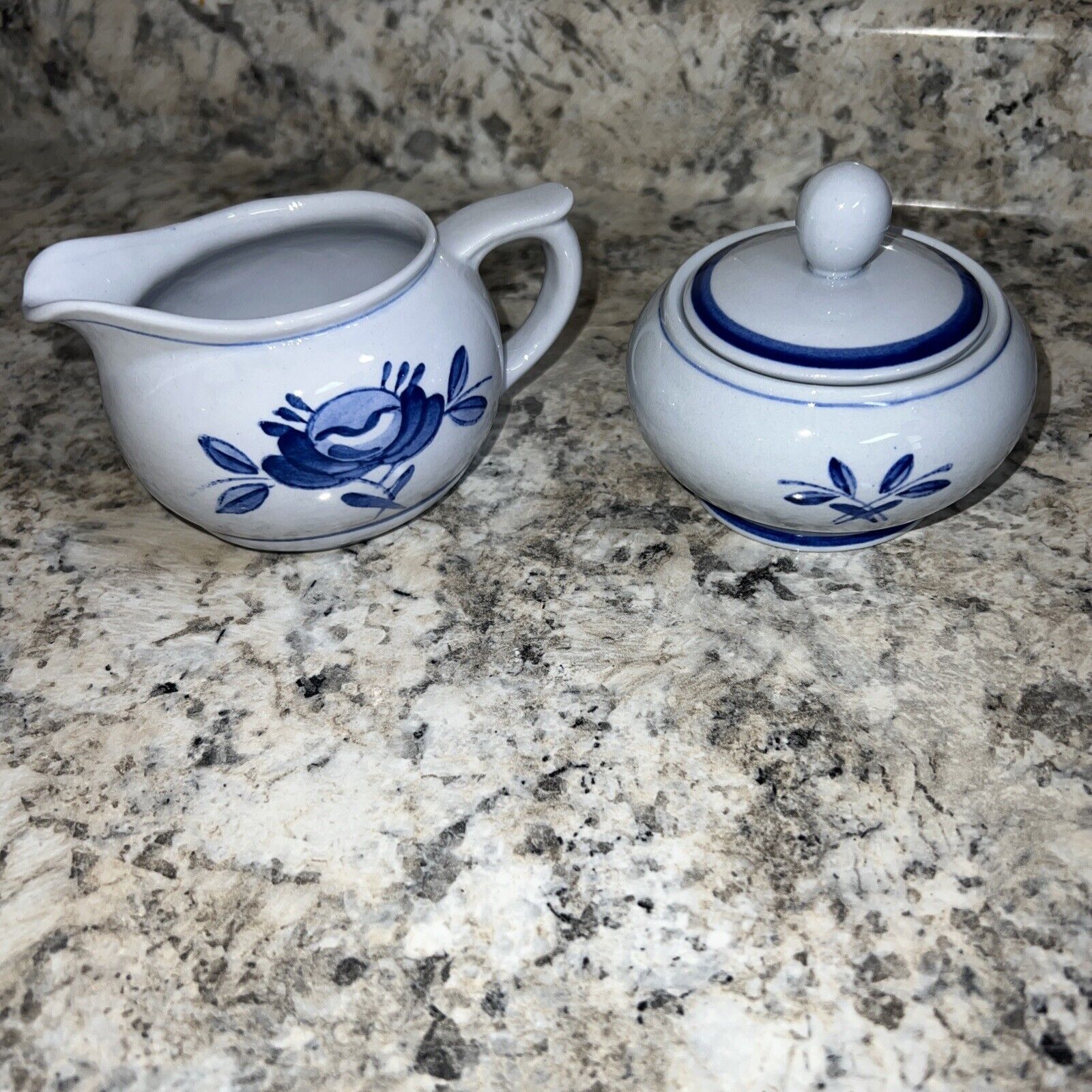 Read more about the article ARABIA Blue Rose Sugar Bowl and Creamer Set Flower Rings Hand Painted EXC