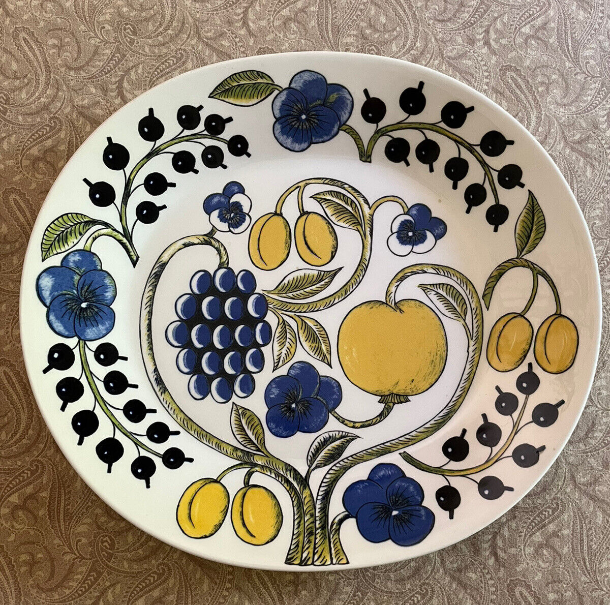 Read more about the article ARABIA Paratiisi Fine China 11.5″ OVAL Serving Dish Plate Platter Dinnerware