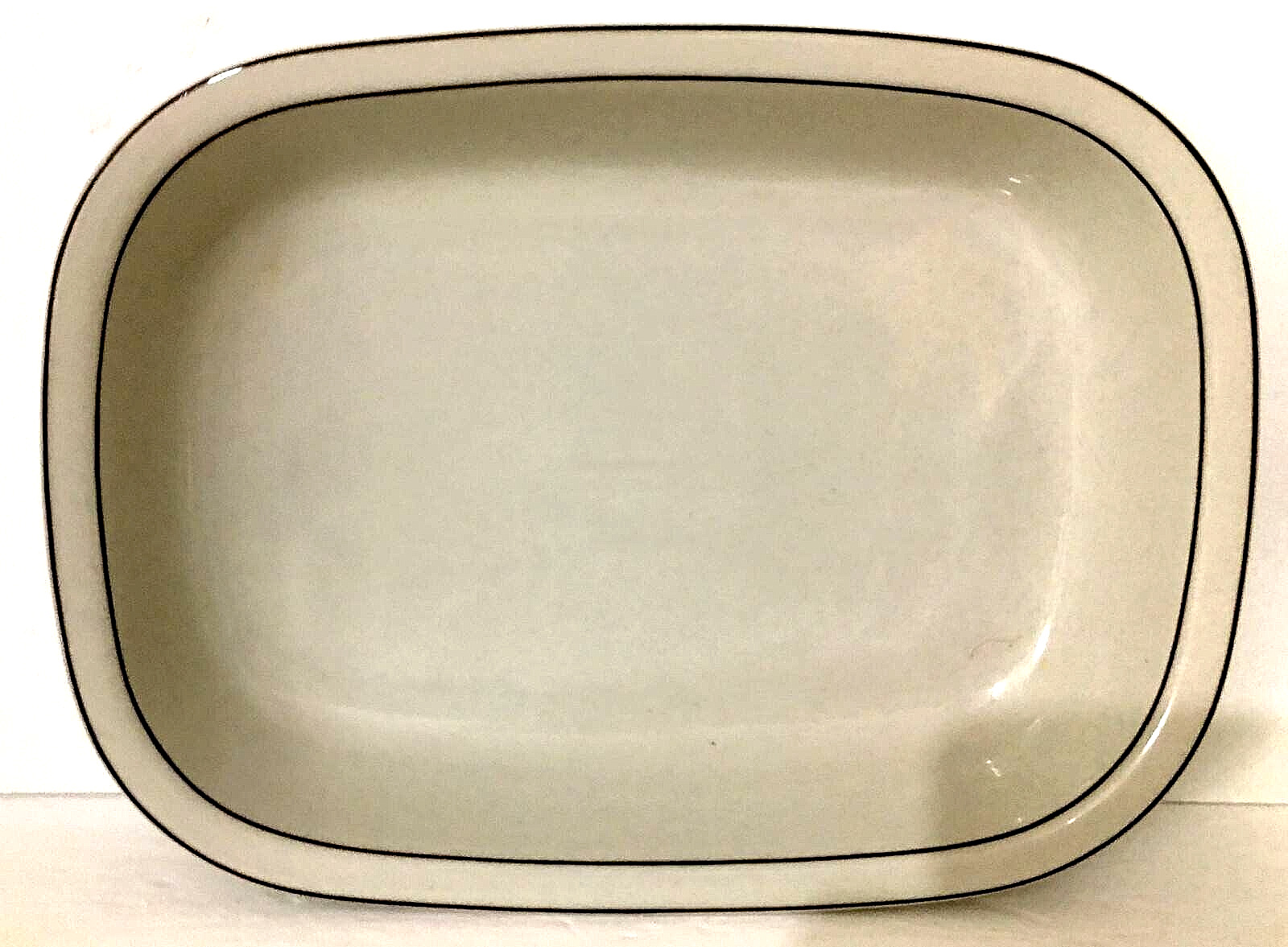 Read more about the article Arabia Finland Fennica Baking Casserole Dish Beige Ceramic Rectangular 12″L  EUC