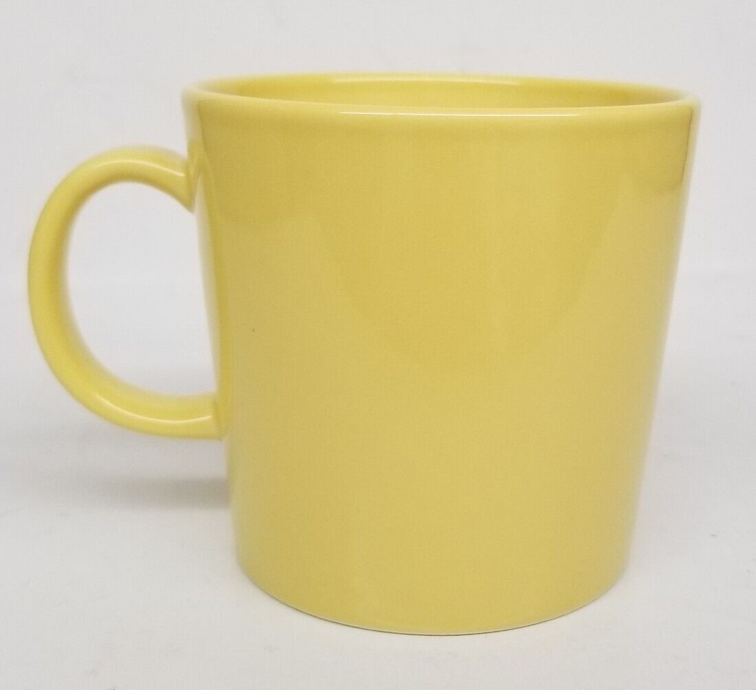 Read more about the article Kaj Franck Arabia Finland “TEEMA” Yellow 3 1/8″ Mug – 3 Available – NICE!