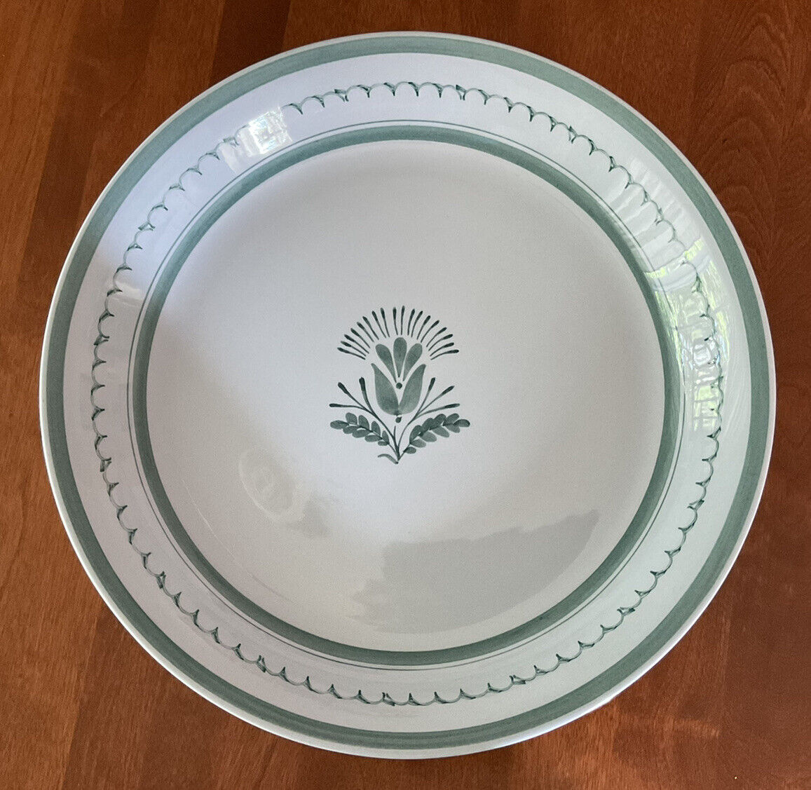 Read more about the article Arabia of Finland Green Thistle Large Round Chop Plate Platter 13 1/2″