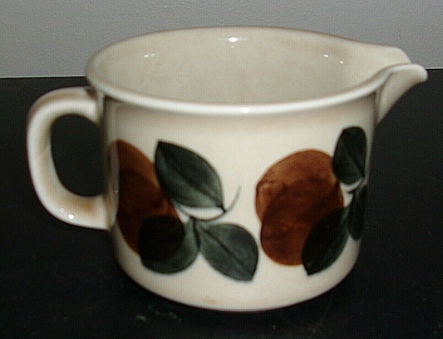 Read more about the article Rare MCM Vintage Ruija Troubadour by Arabia Finland Ceramic Cream pitcher