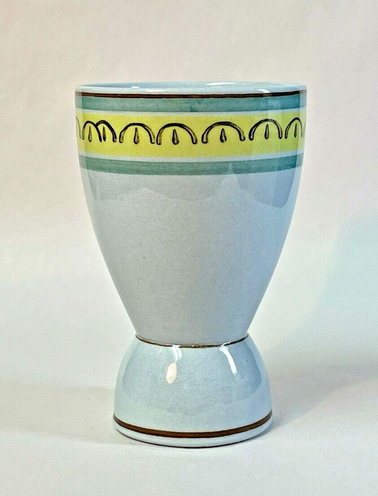 Read more about the article Vintage Arabia Finland ‘Crown Band’ Double Egg Cup