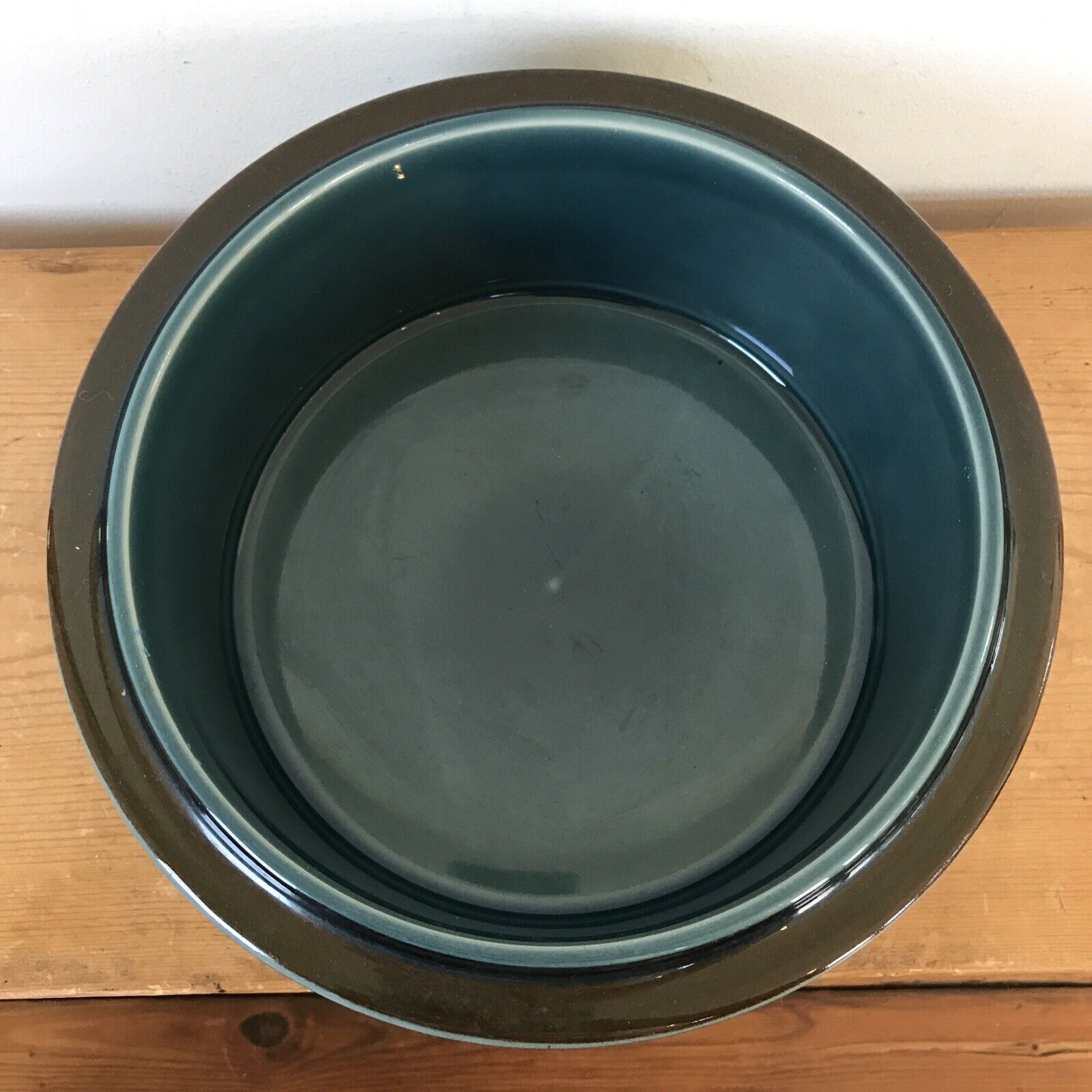 Read more about the article Vintage Arabia Finland Meri Blue Brown Glazed Pot Casserole Serving Dish 9.25″