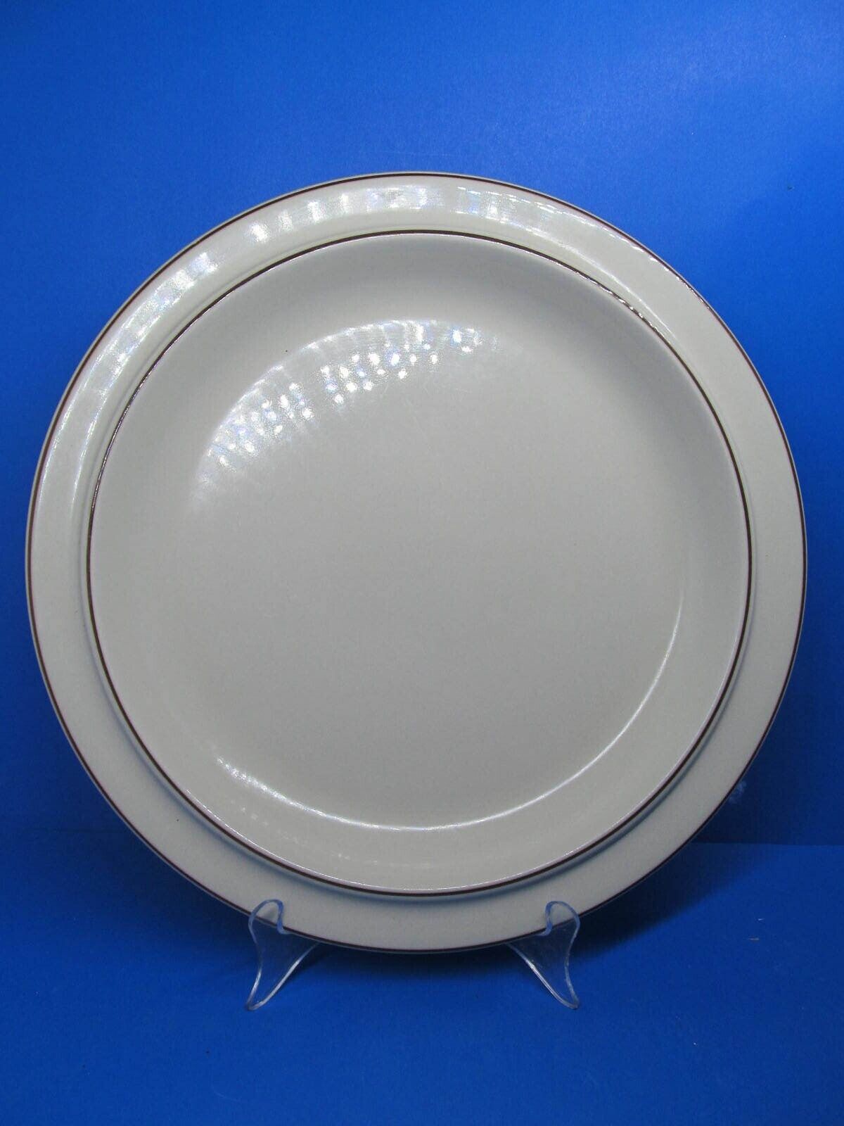 Read more about the article Arabia Finland Fennica 13″ Round Chop Plate Platter VGC