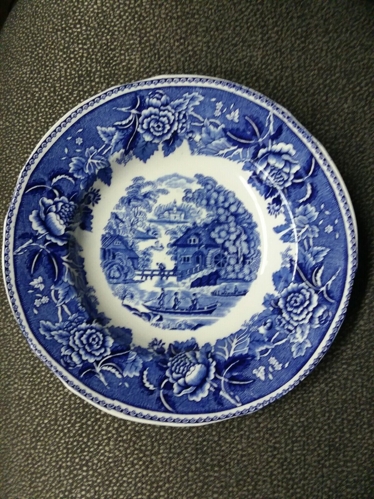 Read more about the article Vintage Arabia of Finland Large Rimmed Soup Bowl Landscape Blue