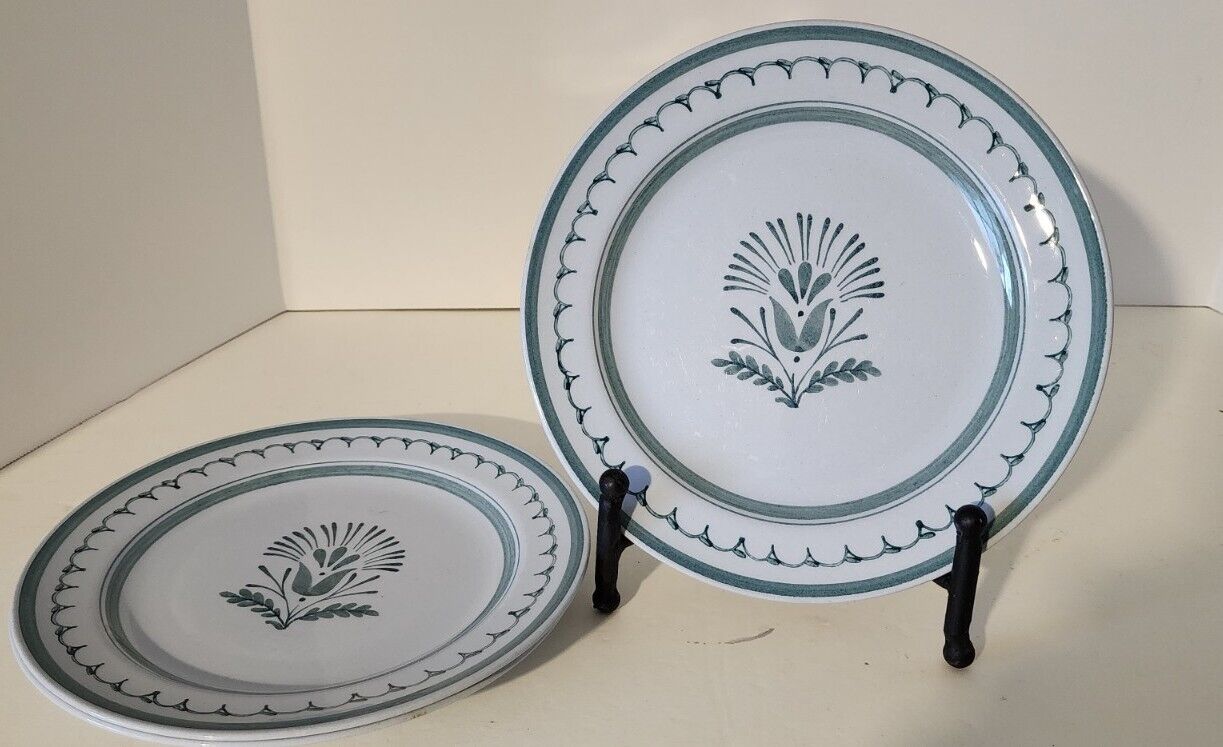 Read more about the article Arabia of Finland Green Thistle Salad plate Plates 7 1/2 inch Set of 3