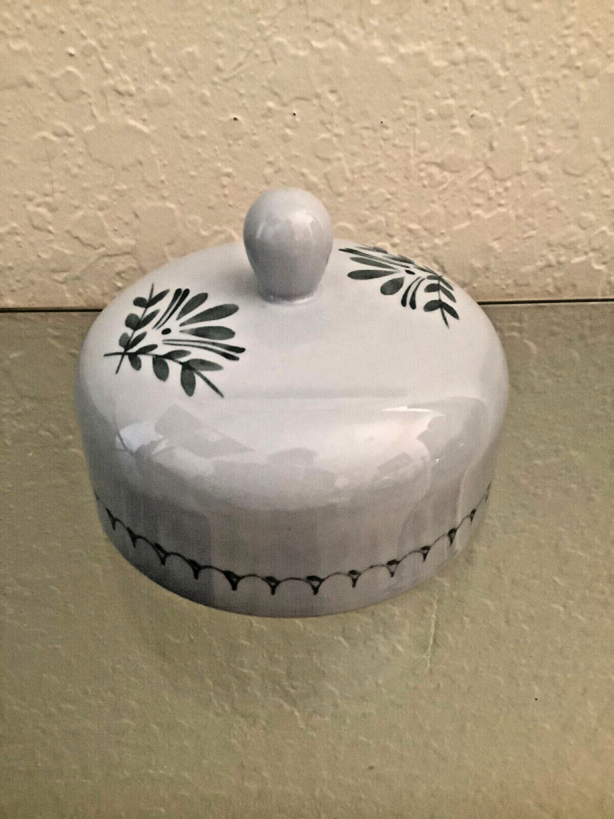 Read more about the article Vintage Arabia Finland Green Thistle Pottery Butter Dish Cover