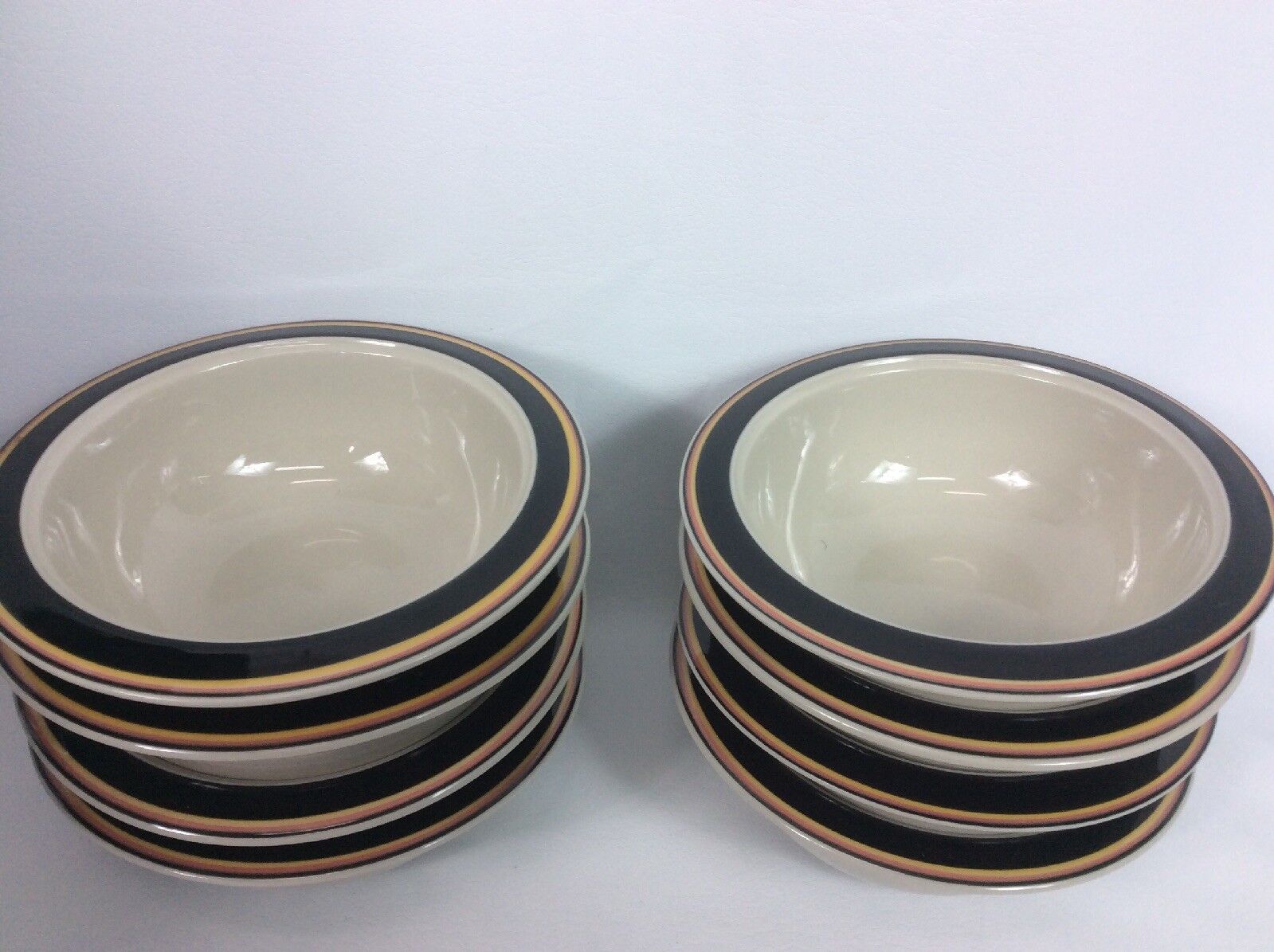 Read more about the article 8 Pcs Mid Century Modern Reimari Arabia Finland Inkeri Leivo Rim Soup Bowls