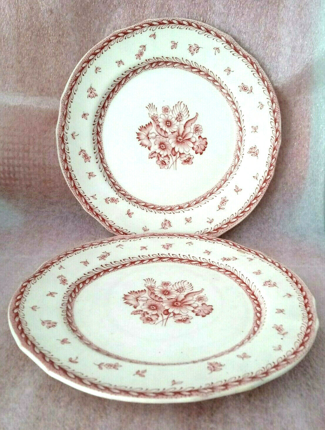 Read more about the article ARABIA of Finland – FINN FLOWER Pattern PINK/RED – Two(2) 7.5″ SALAD PLATES