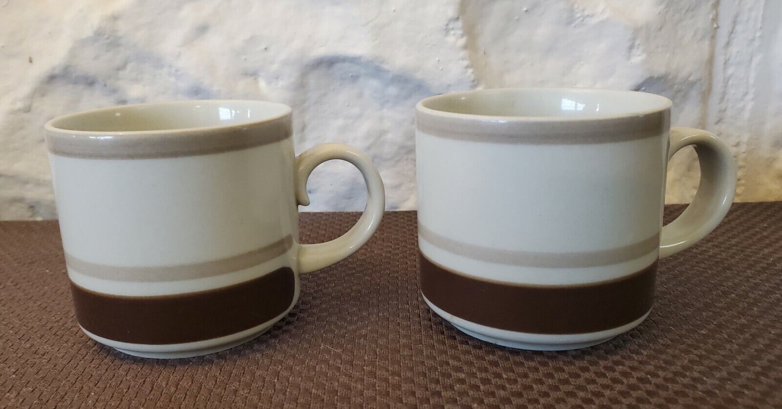 Read more about the article LOT OF 2 ARABIA OF FINLAND “PIRTTI” Tea Coffee Espresso Cup Mugs. 4oz Stoneware