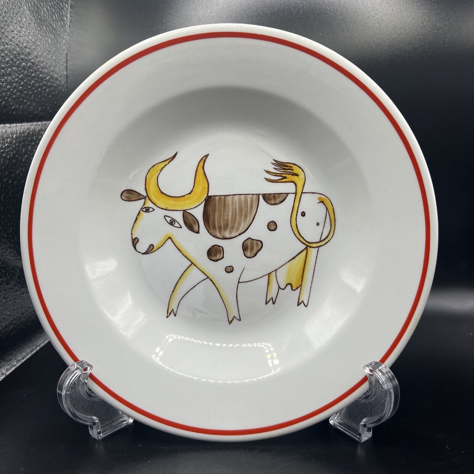 Read more about the article Vintage ARABIA FINLAND “ANIMAL KINGDOM” Cereal Bowl Bull