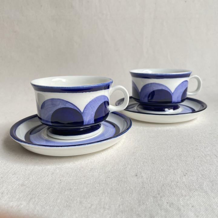 Read more about the article Arabia Paju Cup Saucer Demitasse Leg Set