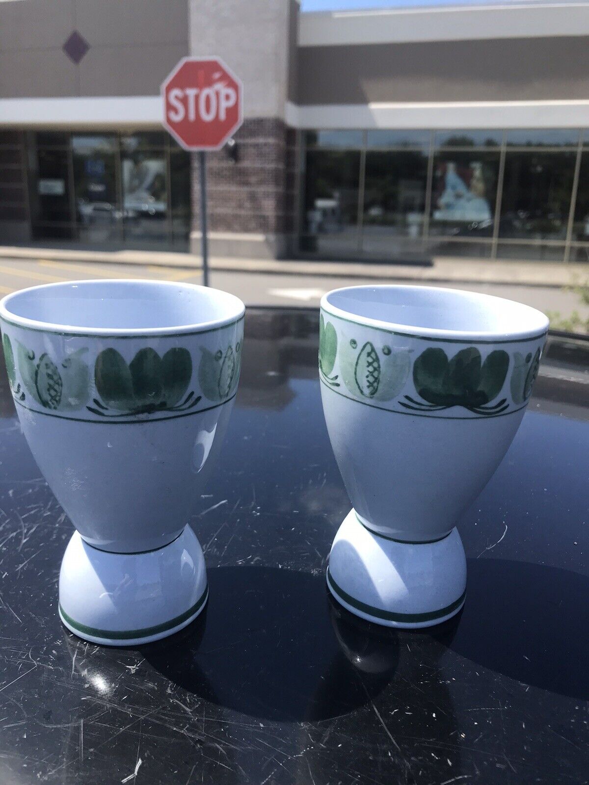 Read more about the article Set 5 Double Egg Cups ARABIA FINLAND GREEN LAUREL Pattern Mint