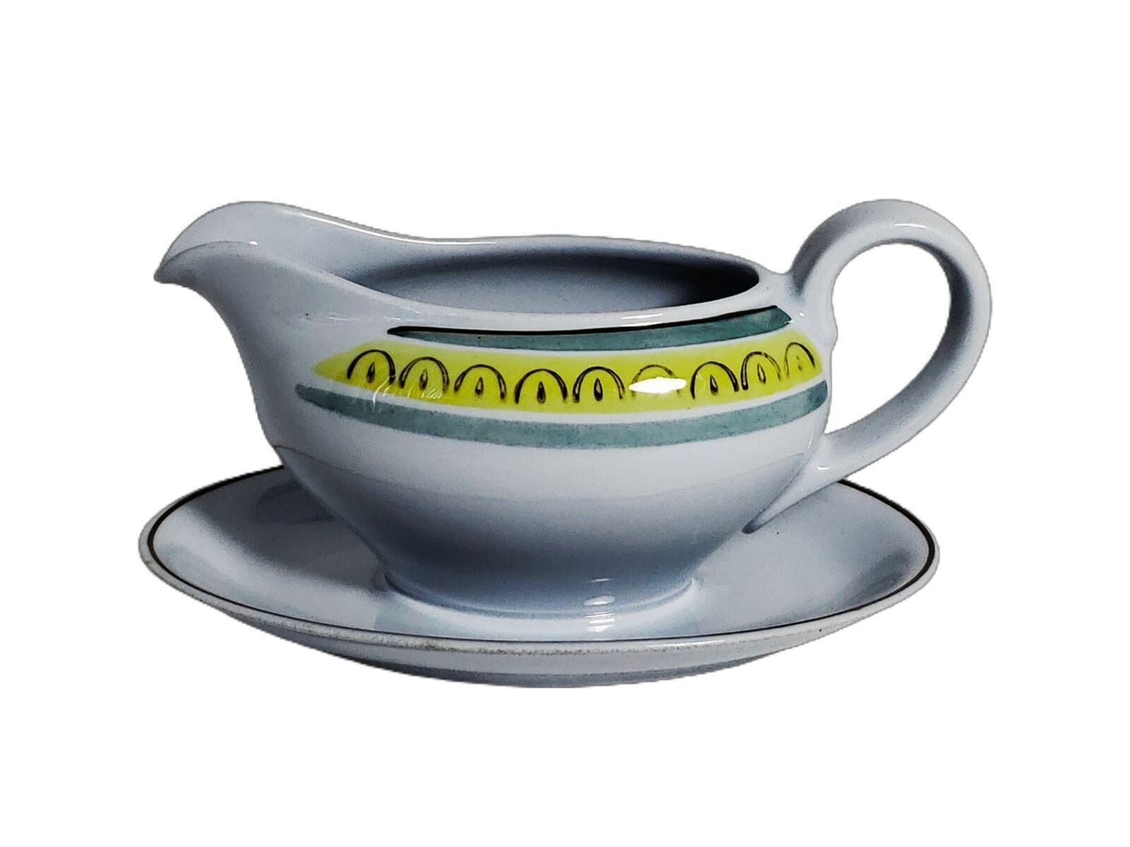 Read more about the article VTG Gravy/Sauce Boat W/Underplate Arabia “Crownband”Blue and Yellow Replacement