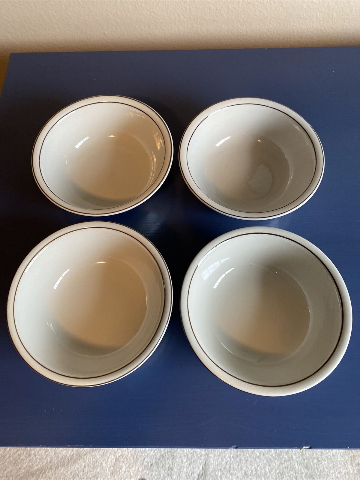 Read more about the article Arabia Finland Fennica Cereal Soup Bowls Set of 4 As Is