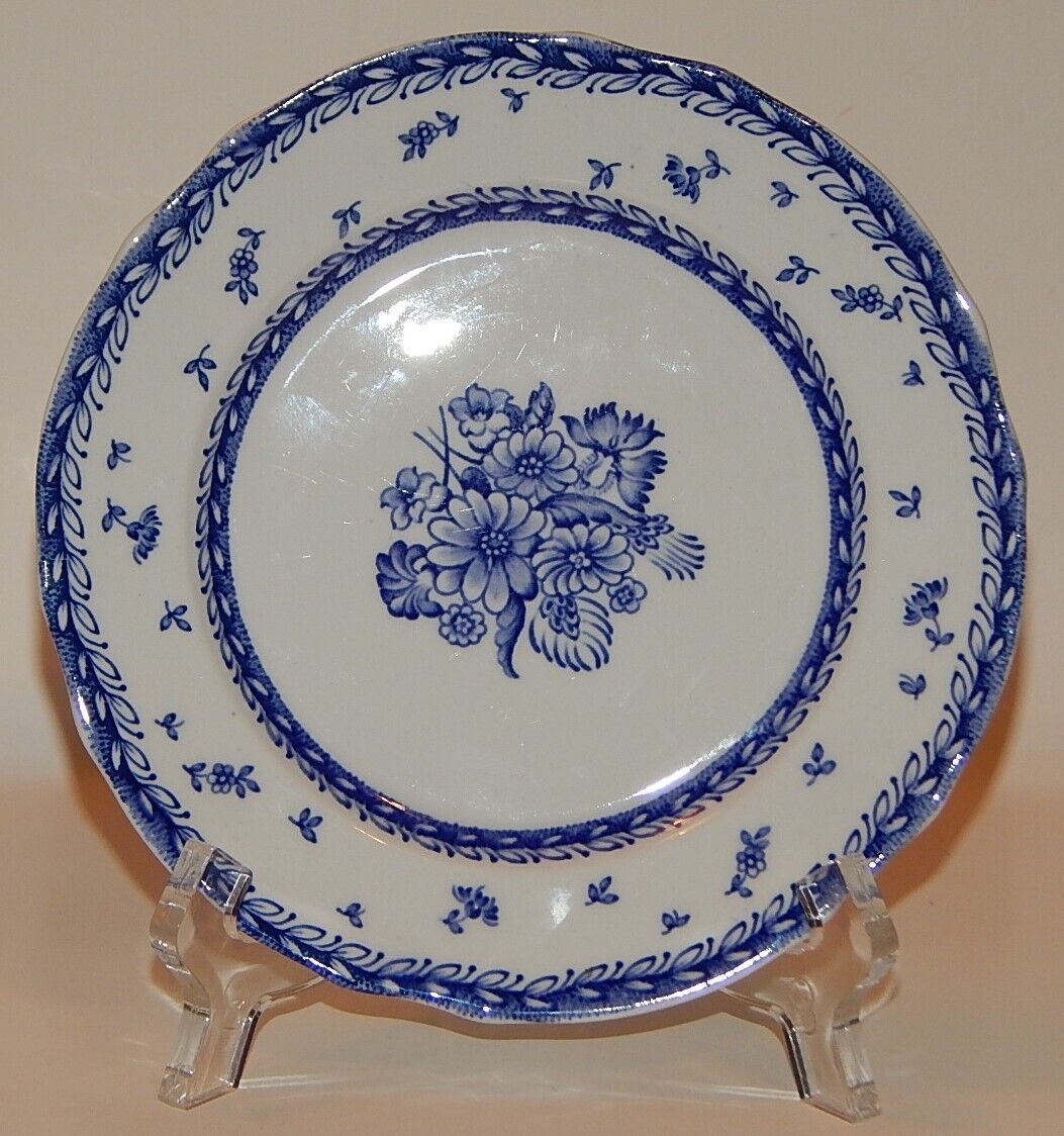 Read more about the article Vtg ARABIA Finland FINN FLOWER BLUE 6″ Bread Salad Dessert Plate